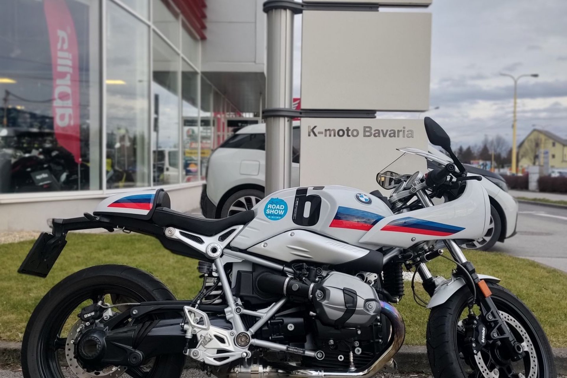BMW R nineT RACER