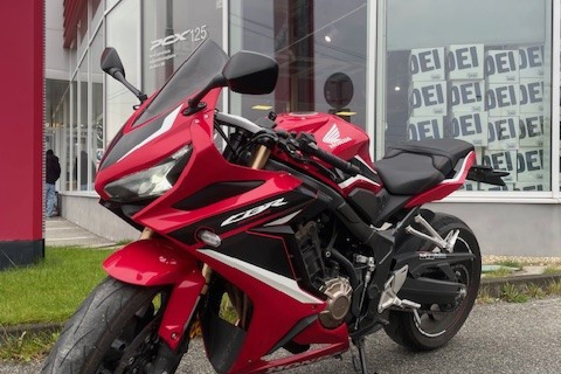 CBR650R