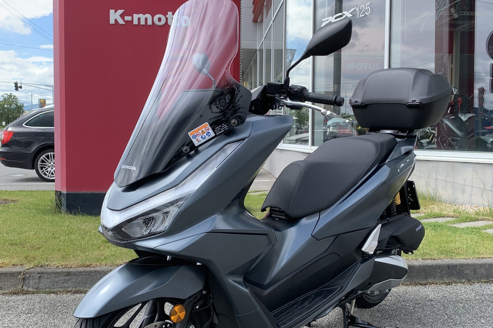 PCX 125