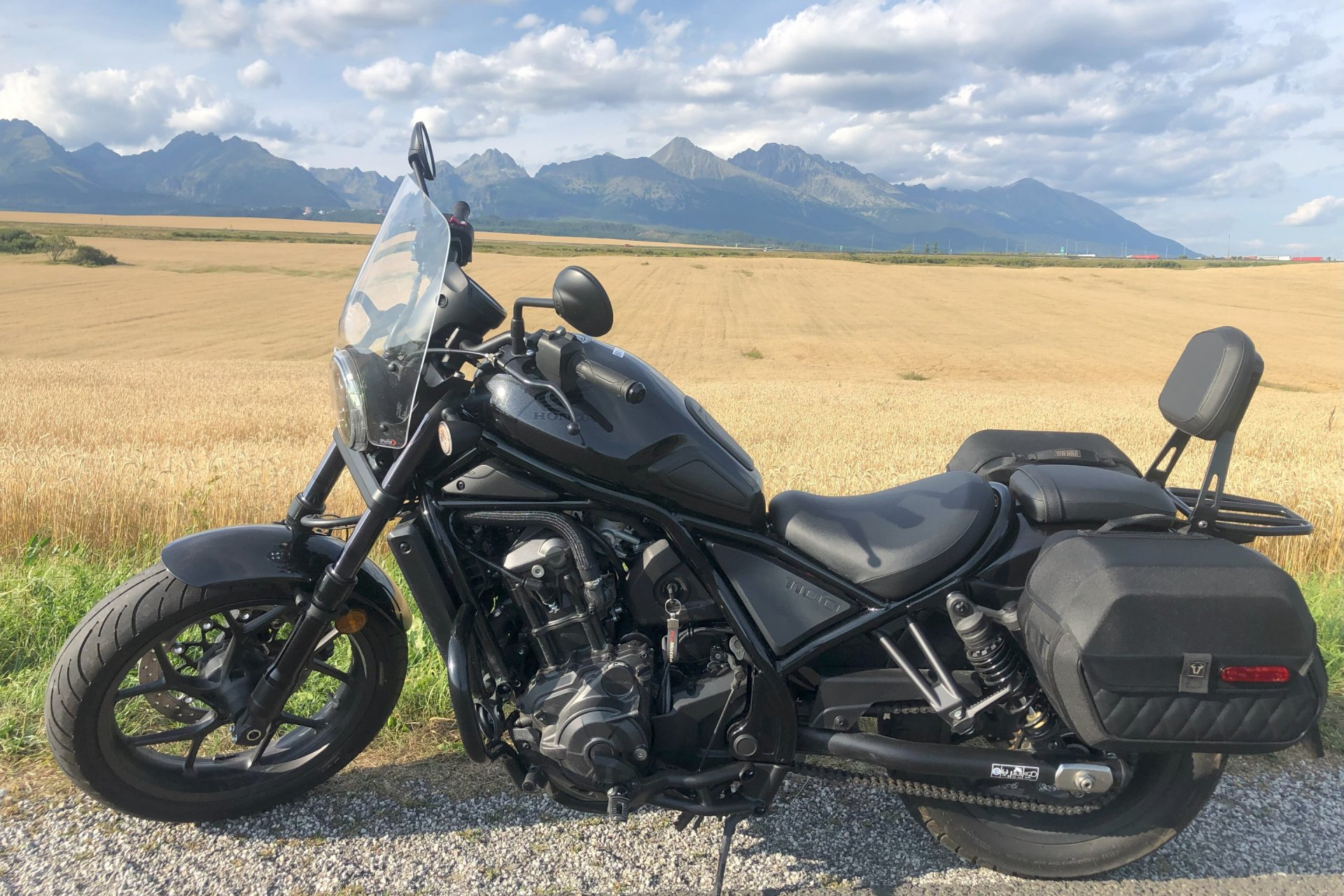 Rebel 1100